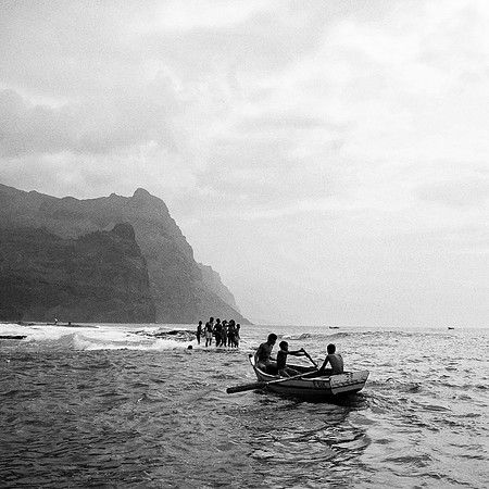 VOYAGES ET REPORTAGES
